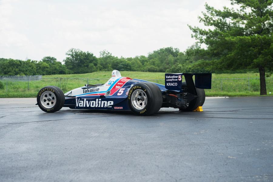  Lola T90-00 1990 года  (фото 5 из 10)